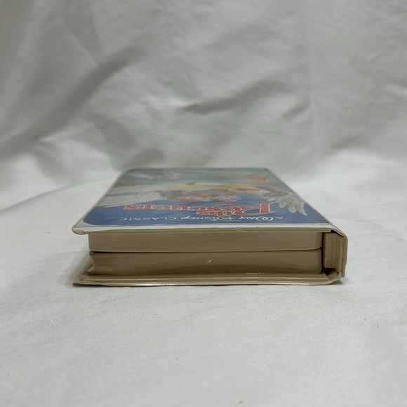 The Rescuers VHS - Picture 7 of 11